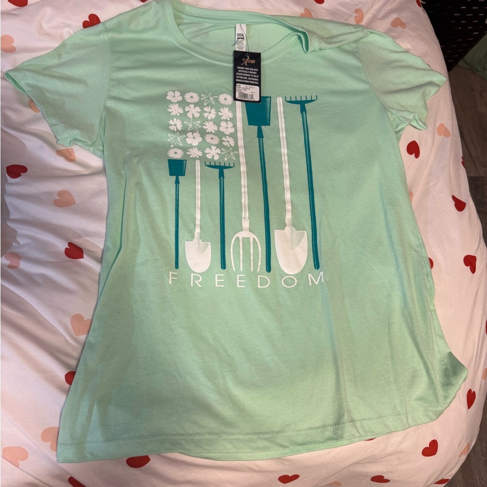 NWT Mint Green Graphic Tee